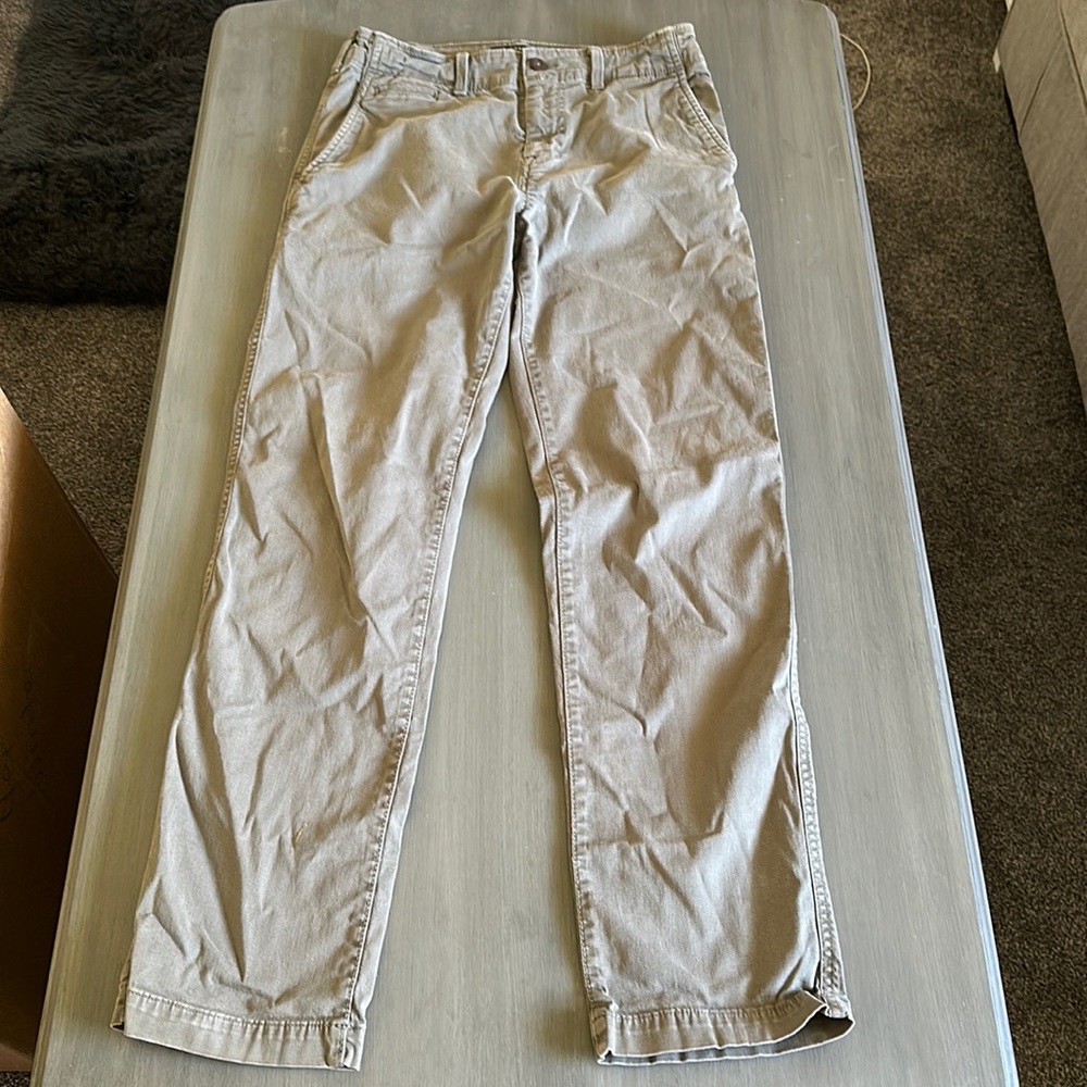 Men’s OLIVE GREEN AE pants
